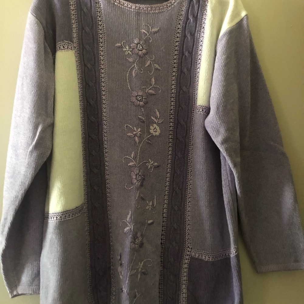 Lavender and white chenille sweater Size Large